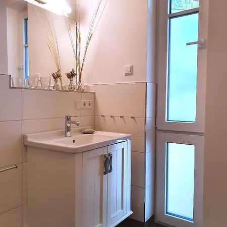 10117-villa-camenia-we-5 *